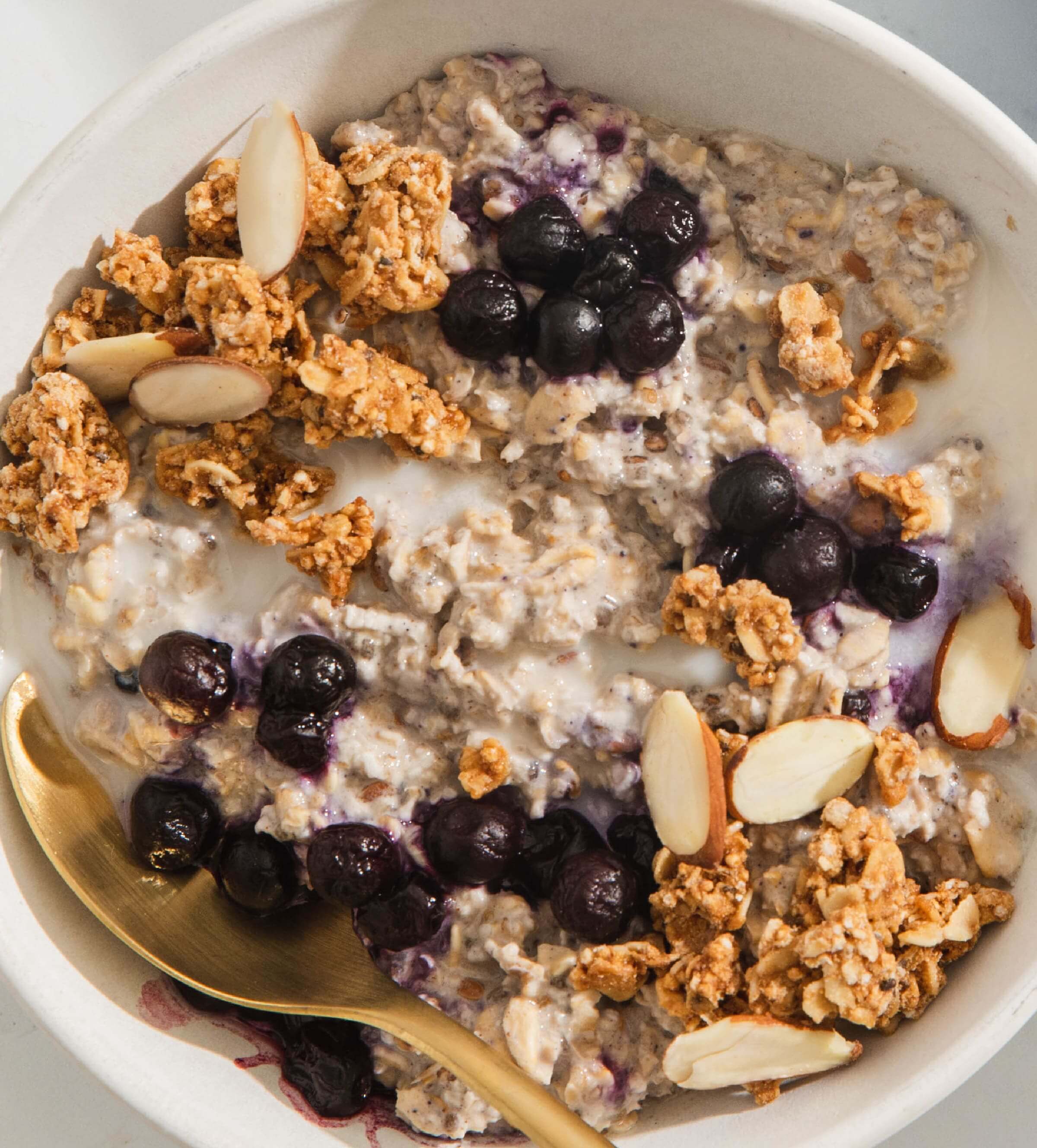Blueberry Walnut Superfood Oat Cup with Collagen - Image 4